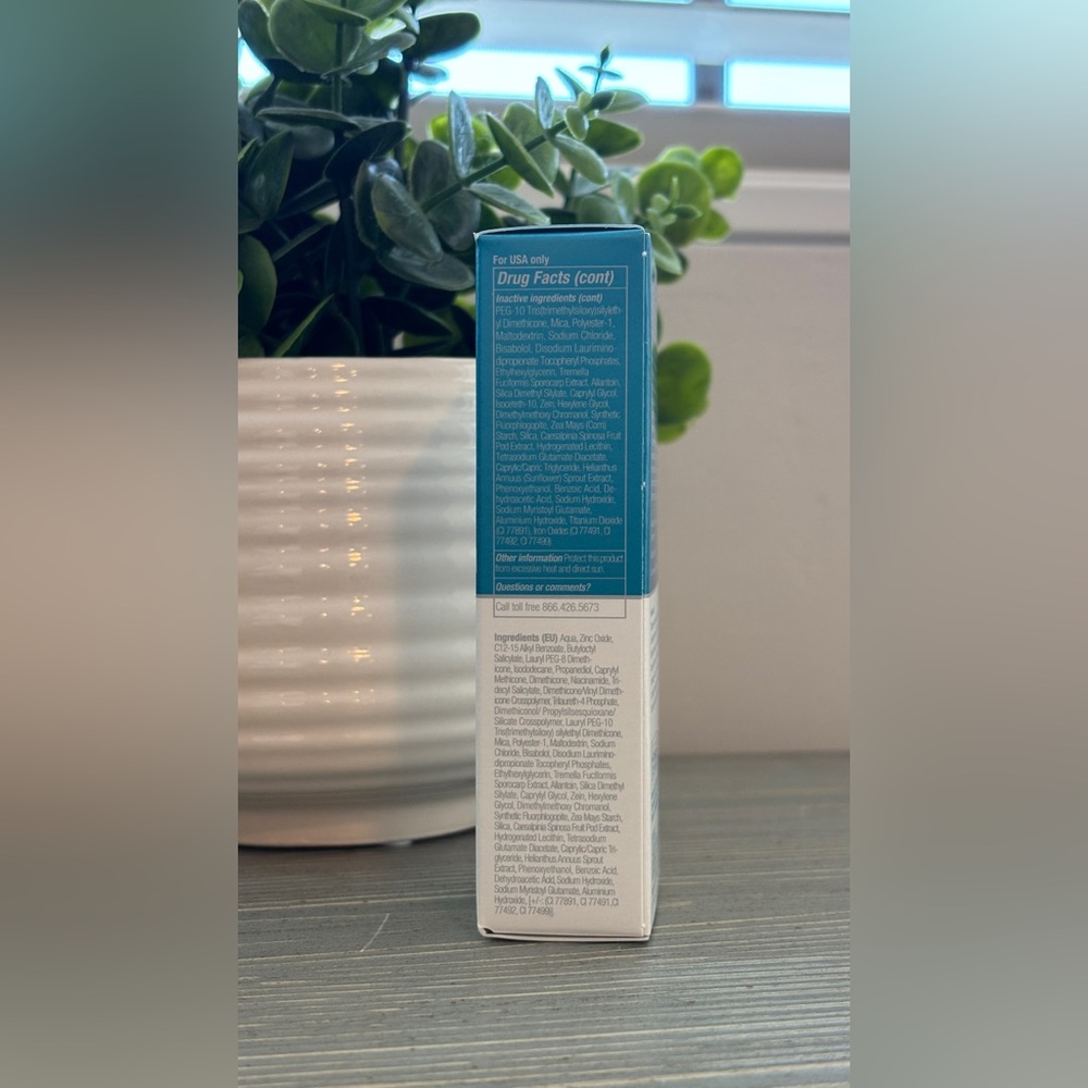 (NEW)Colorescience Sunforgettable Total Protection
Face Shield Flex Spf - Medium - Picture 2 of 6